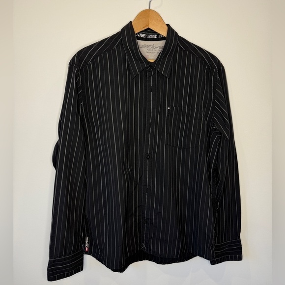 Quiksilver Men’s Striped Button Up Shirt (M) - Picture 1 of 7
